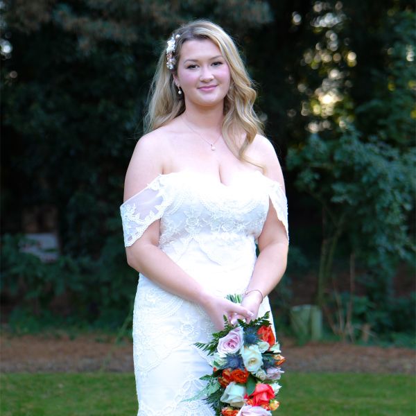 Emma and Andrew at St Marys Church, Carlton