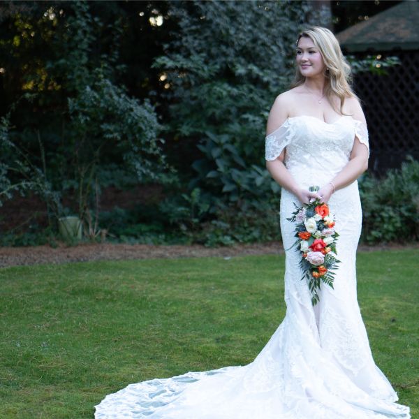 Emma and Andrew at St Marys Church, Carlton